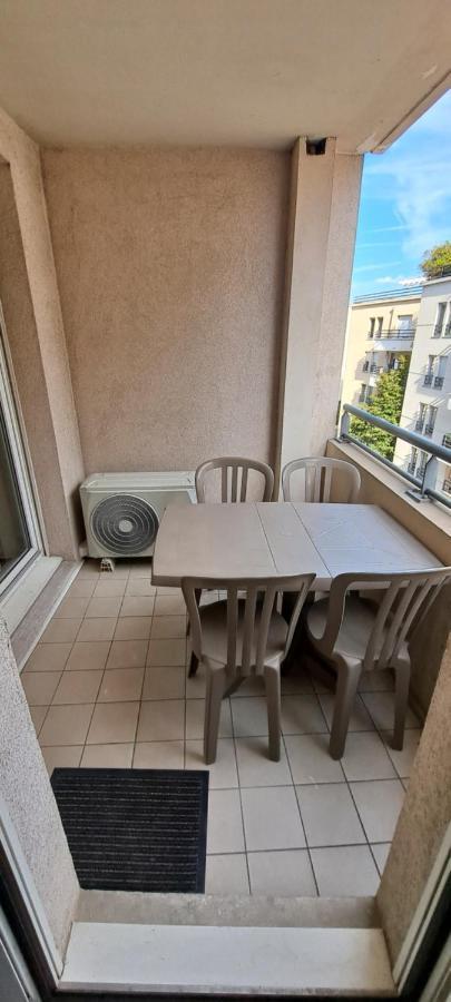 Appart T2 Standing Tout Confort Avec Balcon - Parking En Option Lyon Eksteriør billede